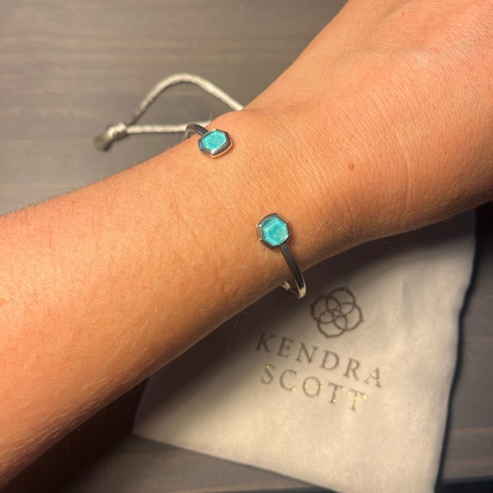 EUC Kendra Scott demi fine turquoise 925 sterling silver Davis cuff bracelet